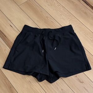 Old Navy Women's Athletic Shorts in Black